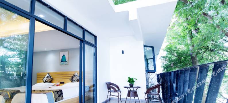 三亚海眠艺宿设计民宿图片