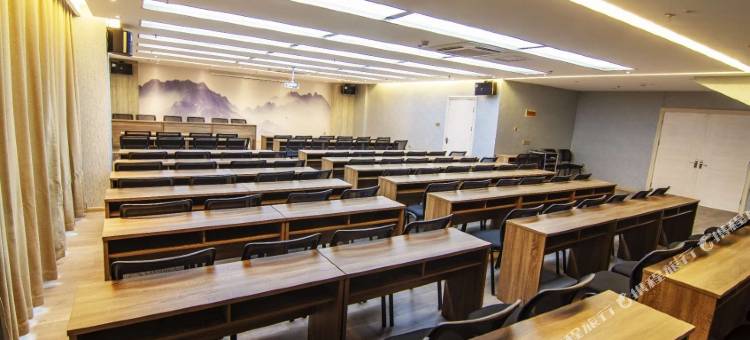 都市花园连锁酒店(池州职业学院秀山门千年古城楼店)图片