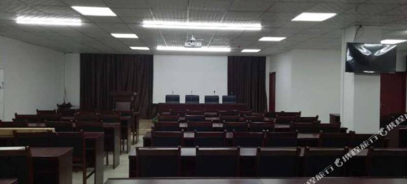 塔城后海假日酒店图片