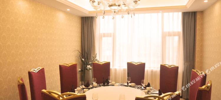 维也纳酒店(西峡店)图片