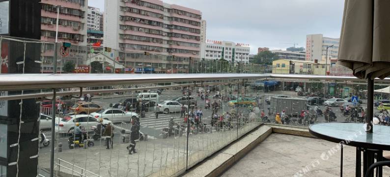 湛江自由空间青年旅馆图片