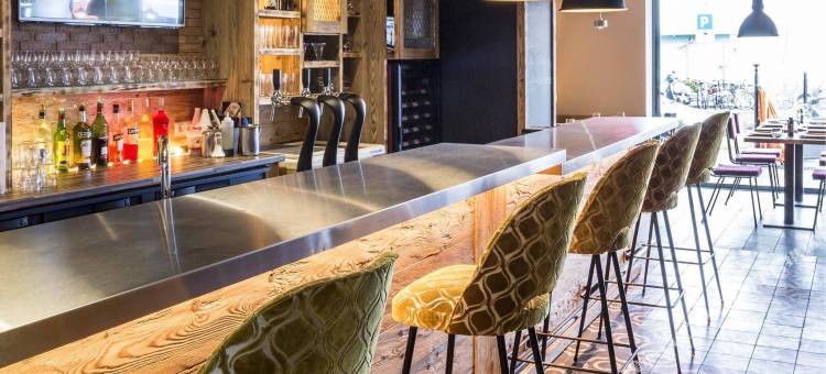 埃维昂莱班埃兹拉原生酒店(The Originals Boutique Hôtel Alizé Évian-Les-Bains)图片