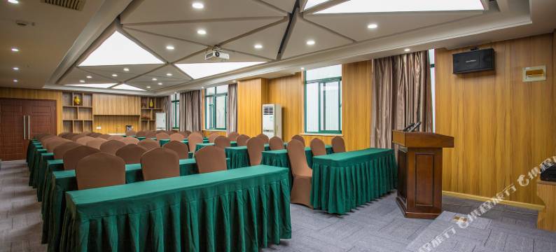 武汉金锦龙商务酒店(武汉东站店)图片