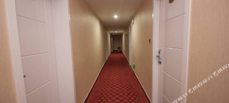 鑫缘宾馆(吾悦广场店)图片