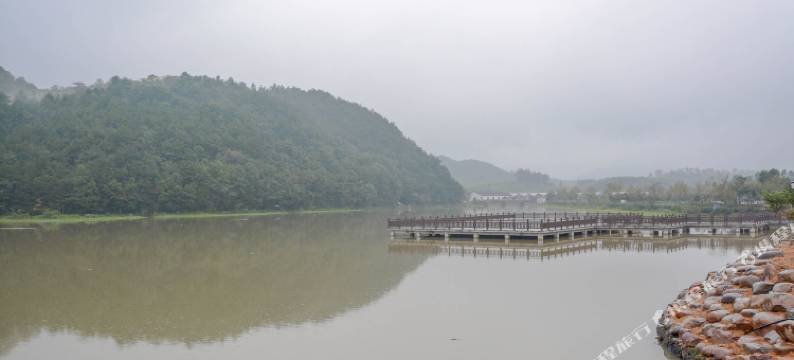 磐安望湖楼湖景度假山庄图片
