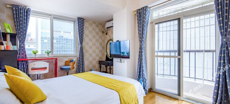 成都唯爱驿站(春熙路步行街店)图片