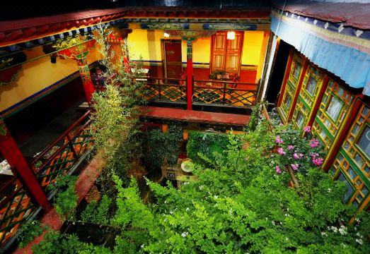 拉萨林仓精品酒店（拉萨大昭寺古城店）外景图