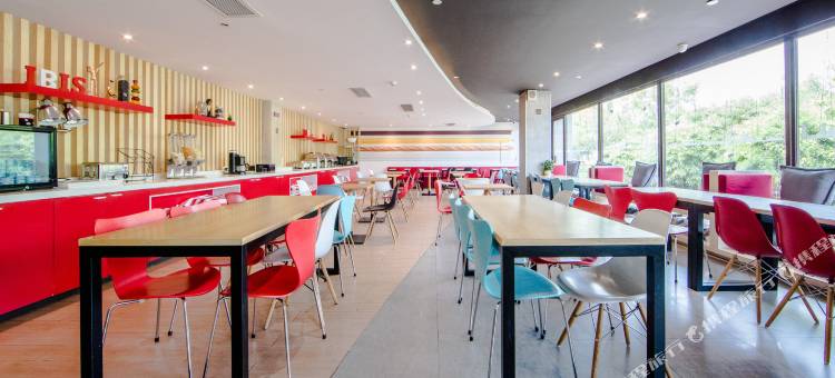 宜必思天津开发区泰达三大街酒店图片