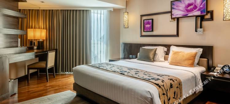芭堤雅爱湾海滩度假酒店(A-One Pattaya Beach Resort)图片