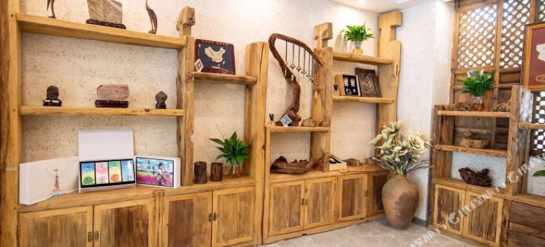 亿麒品质酒店(西宁莫家街湟光十字店)图片