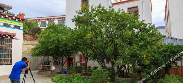 得荣金太阳酒店图片