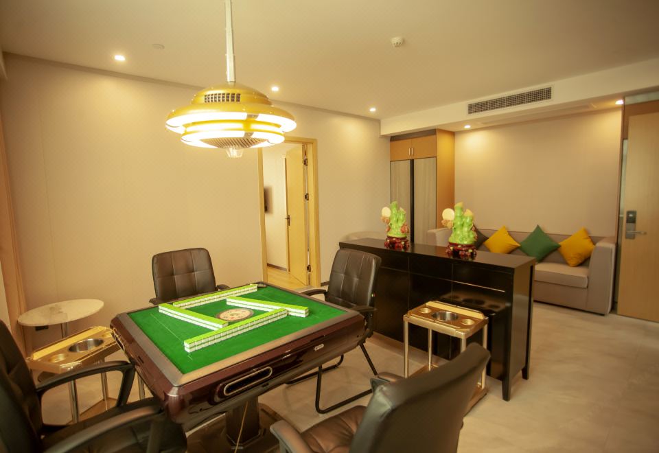 Huafu Jincheng Hotel Hotel Overview