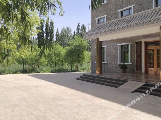 敦煌太阳温泉酒店