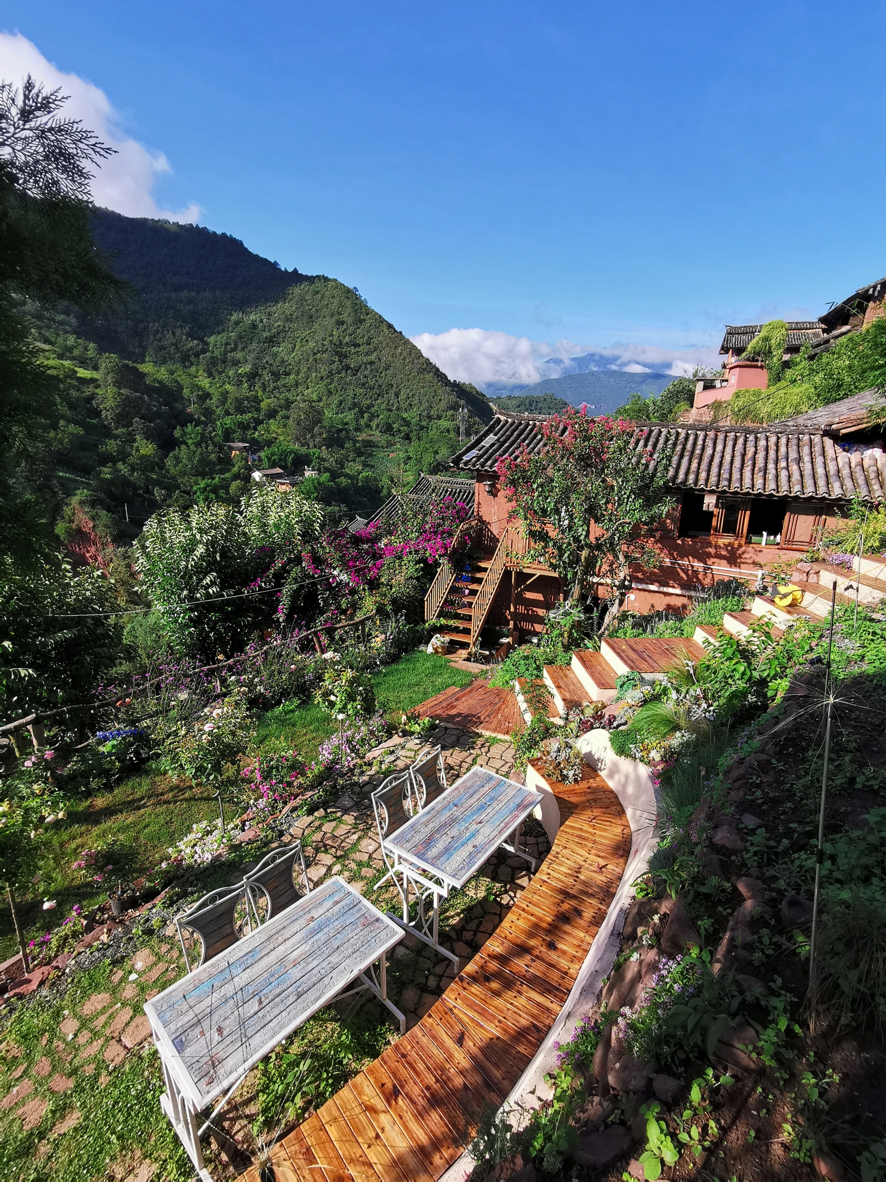 Nuodeng Nuoyan Bieyuan Garden HotelOver view