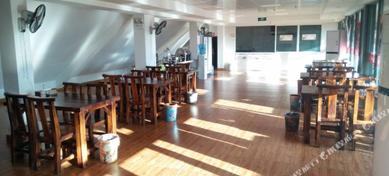 瑞丽金砖大酒店图片