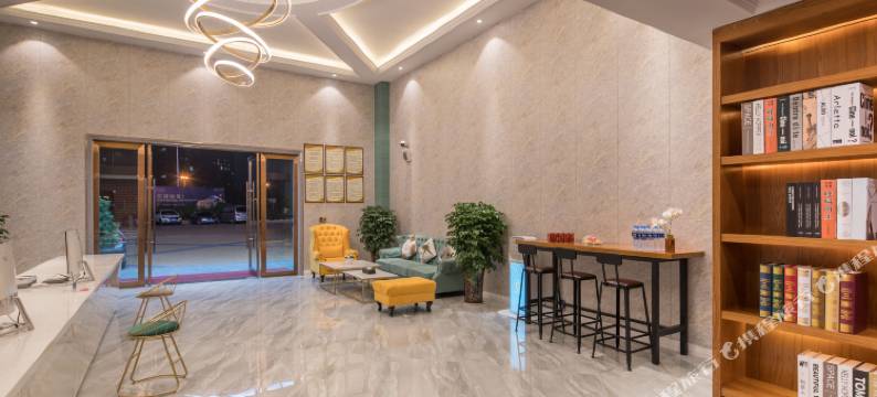 腾冠酒店(泸州高铁站西南商贸城店)图片