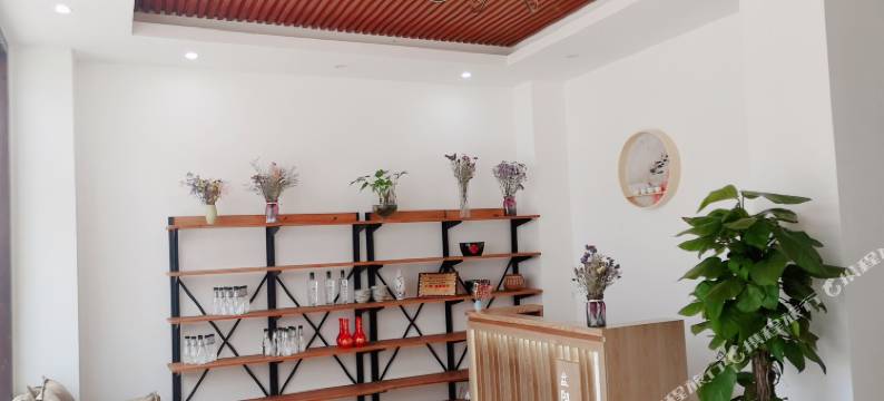 巴马三生三舍主题客栈图片