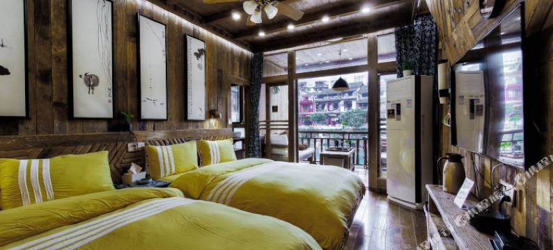 古童临江客栈(凤凰虹桥店)图片