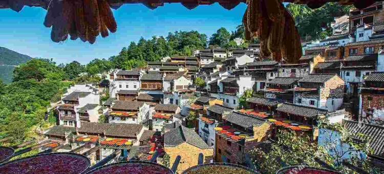 婺源玉上坊·山中古风美宿(篁岭风景区店)图片