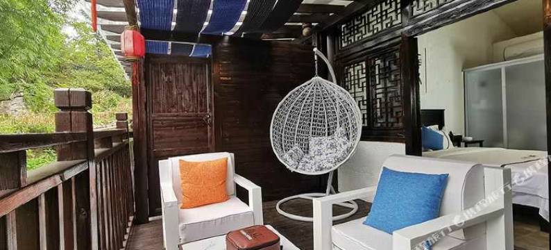 兴义山风逸栈图片