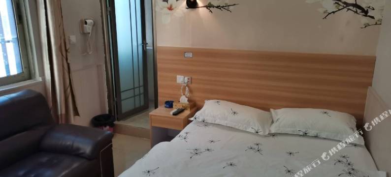 广州泽影电梯公寓图片