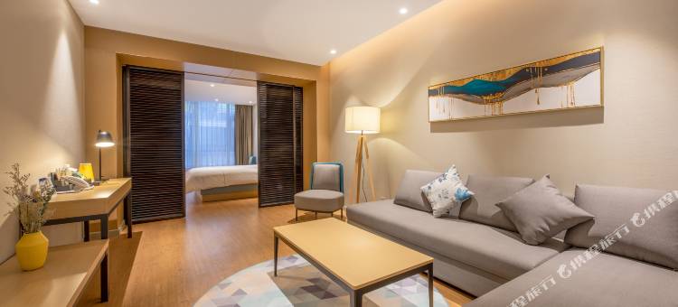 白玉兰酒店(延安宝塔山百米大道店)图片