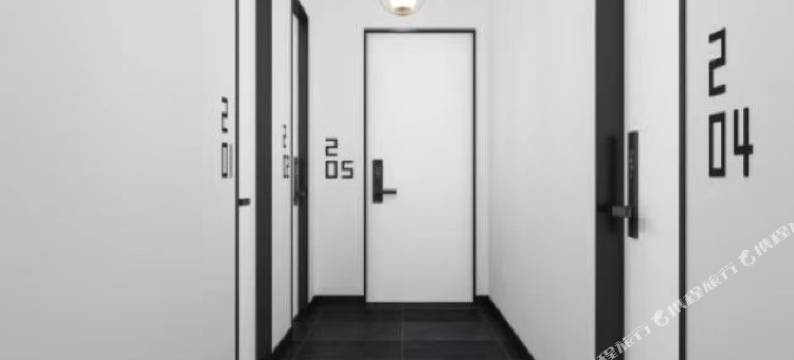 INS公寓(湛江广东海洋大学湖光岩店)图片