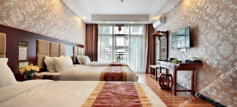 阳朔新月阁酒店图片