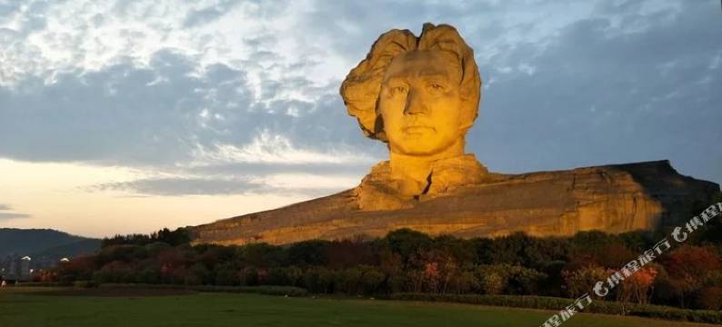 泊漫美宿(IFS国金中心五一广场地铁站店)图片