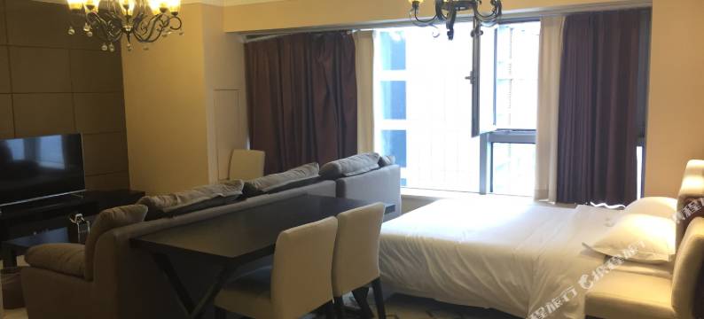 重庆怡舍高空江景度假套房公寓图片