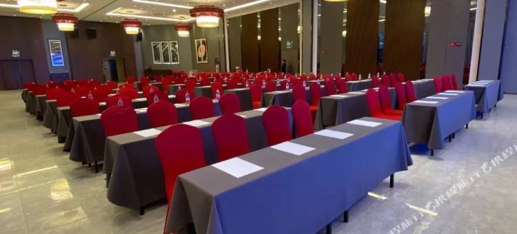 艳阳天酒店(武汉后湖大道第八医院店)图片