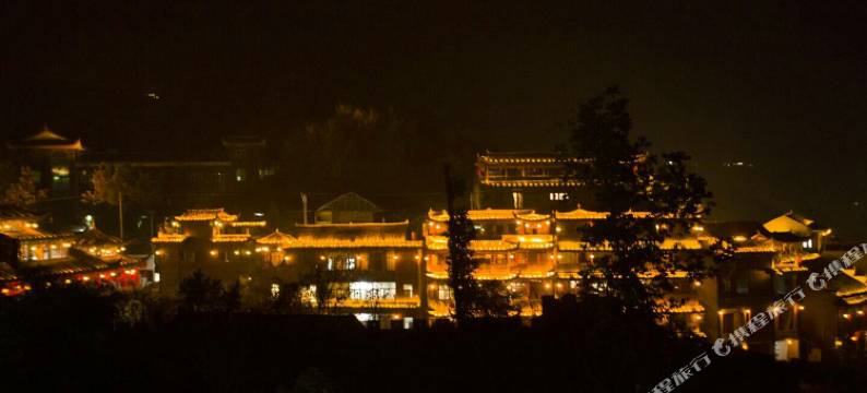 芙蓉镇乡第客栈图片