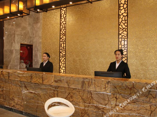 静乐名都国际酒店    分(暂无点评) 228起距离1公里立即预订