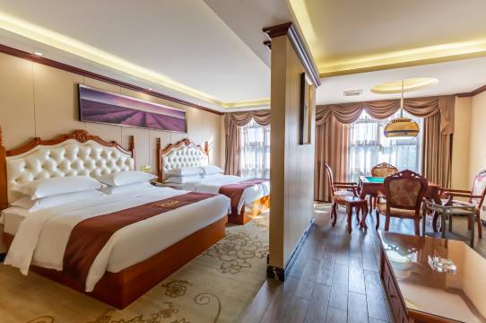 龙瑞精致酒店(长沙民政学院环保学院店)