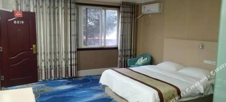 OYO十堰绿景商务宾馆图片