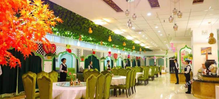 临潭锦临饭店图片