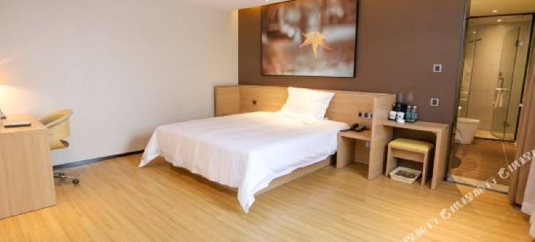 IU酒店(乌鲁木齐铁路局地铁站店)图片