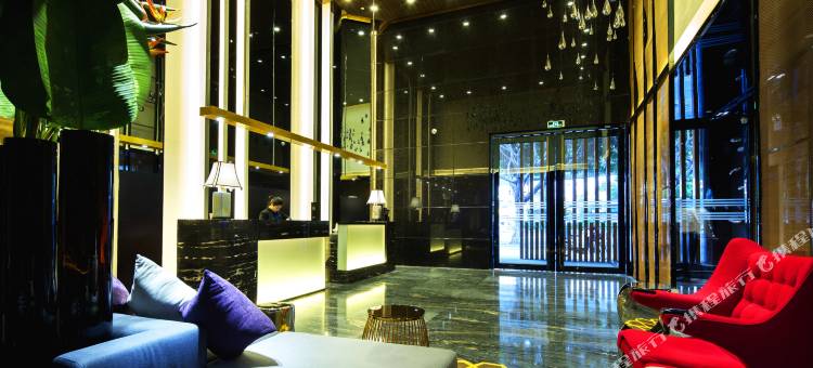 柏高酒店(广州天河北天平架地铁站店)图片