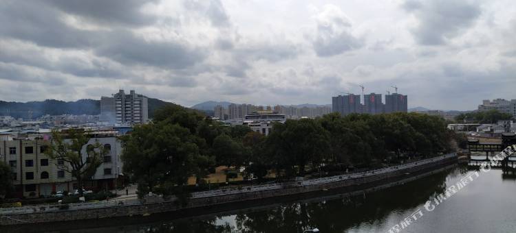 龙岩钟华君公寓图片