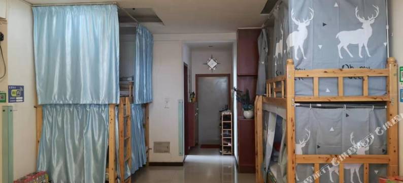 成都远方青年旅舍(一品天下地铁站店)图片