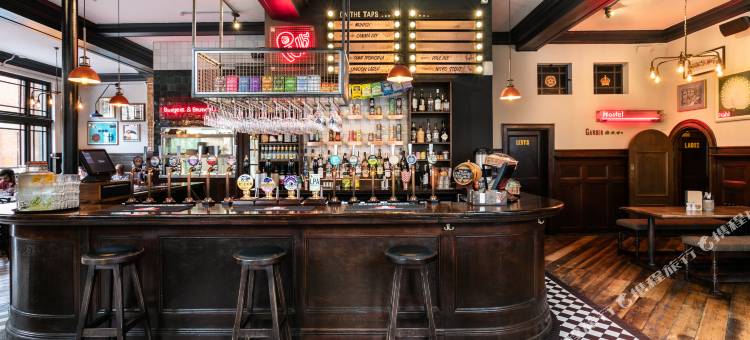 帕普乐玫瑰皇冠旅馆(PubLove @ the Rose & Crown)图片