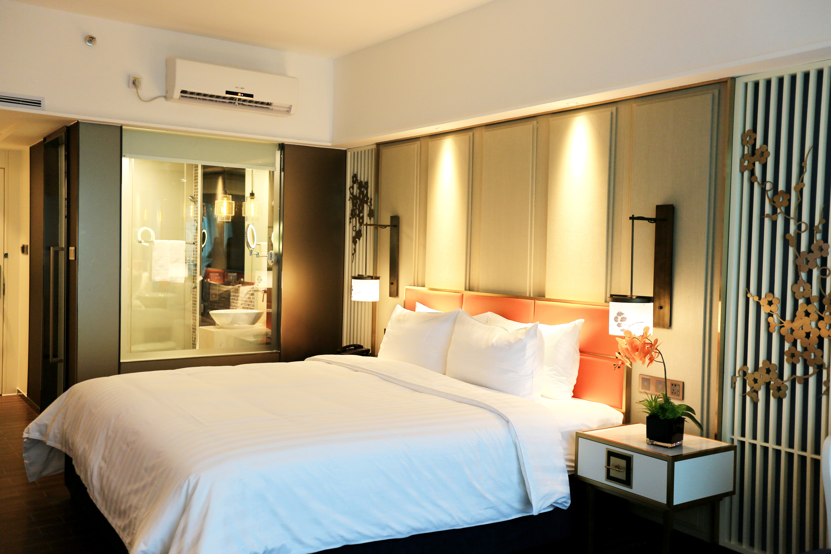 Clifford Hotel Resort Centre PanyuOver view