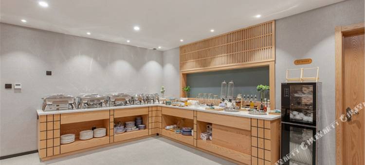 花美时美景酒店(日照岚山政府店)图片