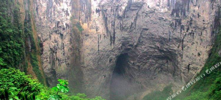 途窝假日酒店(奉节国际商贸城店)图片