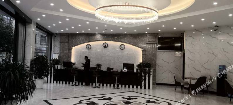 察雅辉腾大酒店图片