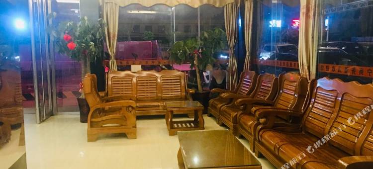 南宁百宁商务酒店(杉杉奥特莱斯商业广场店)图片