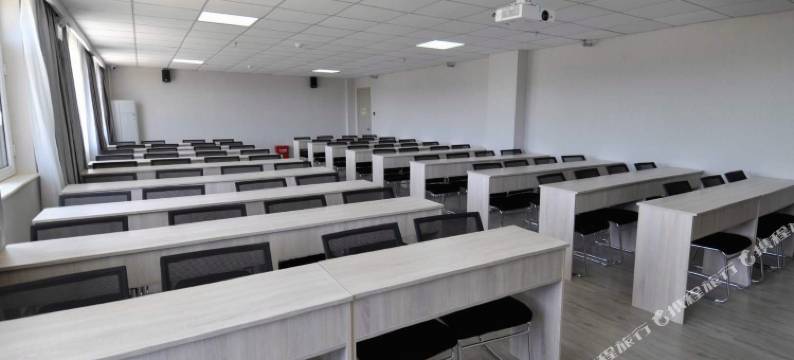 驿家365连锁酒店(石家庄鹿泉铜冶金凤工业园店)图片