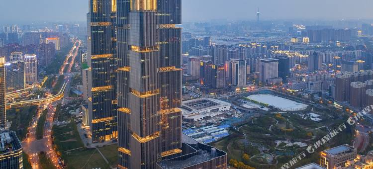 郑州高铁东站亚朵酒店图片