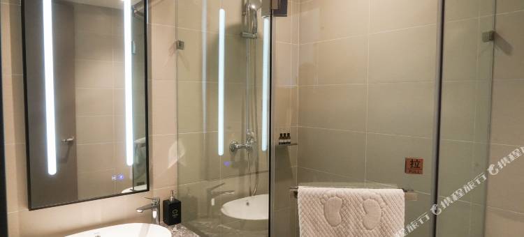 睿柏·云酒店(双鸭山宝清客运站新华路店)图片