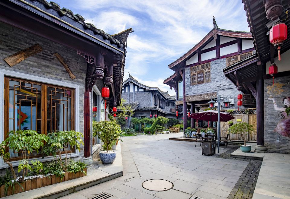 Pingsha Luoyan Resort HotelHotel Overview